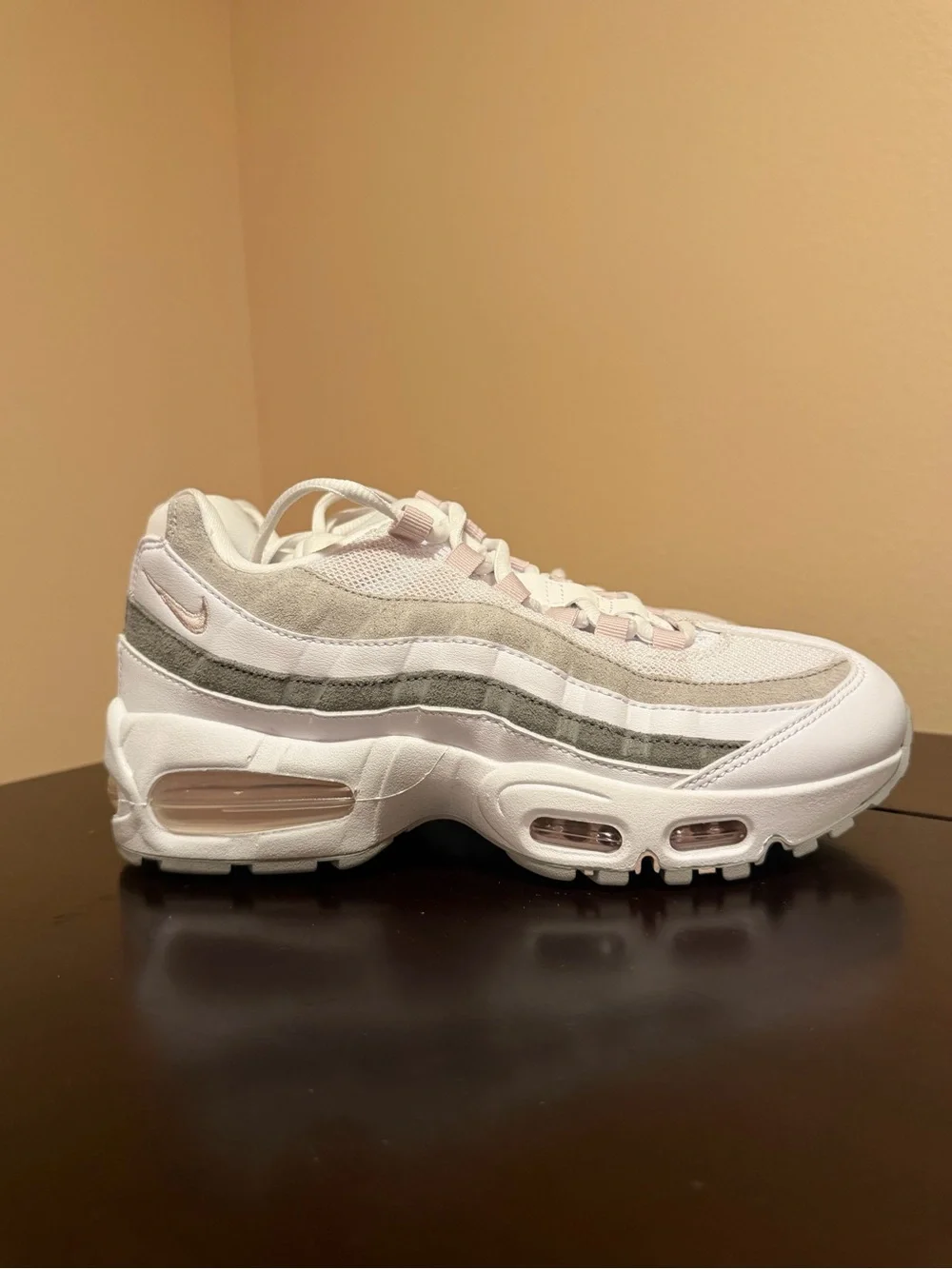 Nike Air Max 95 OG Big Bubble White Pearl Grey (Women's) size 7.5
